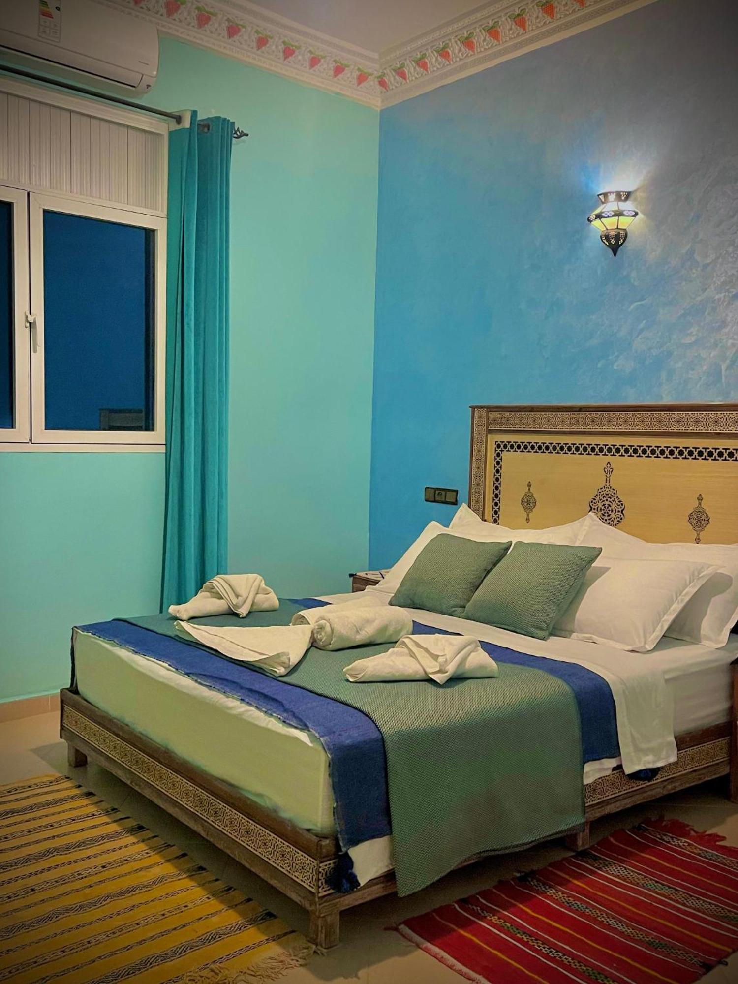 Luxury Family Apartment Мерзуга Экстерьер фото
