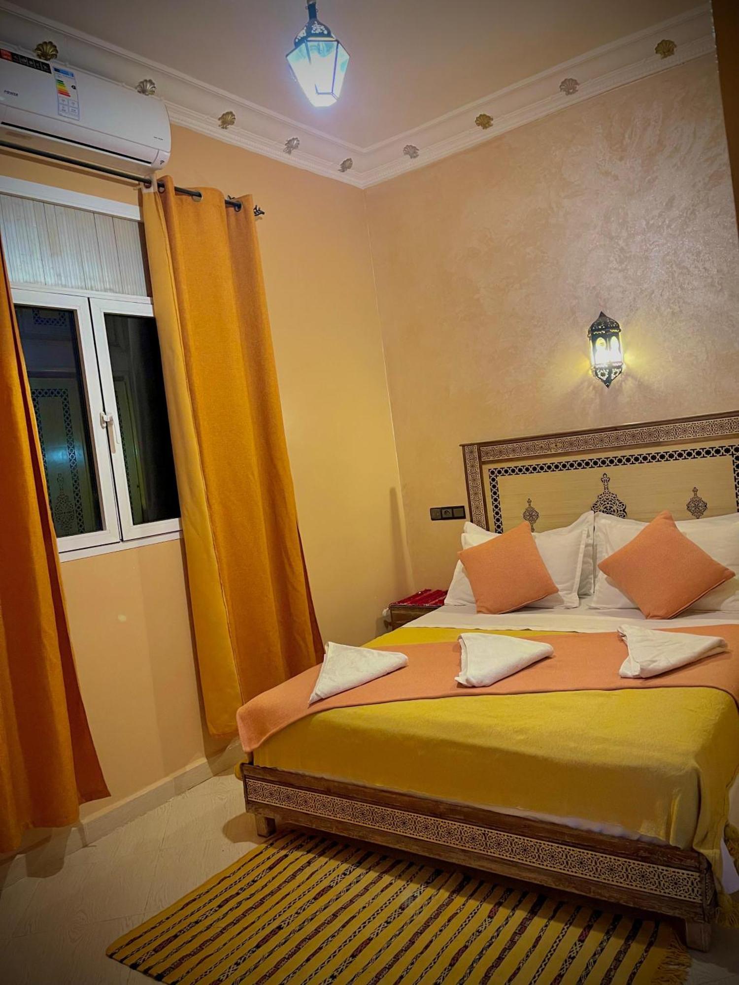 Luxury Family Apartment Мерзуга Экстерьер фото